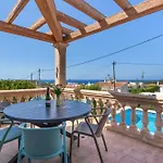 Petre Cala En Porter (Menorca)